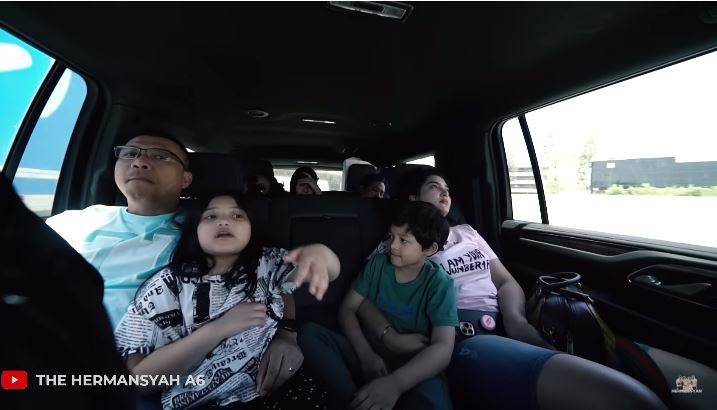 momen ashanty antar arsy kompetisi © YouTube momen ashanty antar arsy kompetisi © YouTube