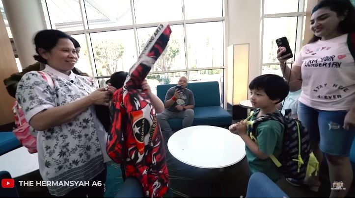 momen ashanty antar arsy kompetisi © YouTube momen ashanty antar arsy kompetisi © YouTube