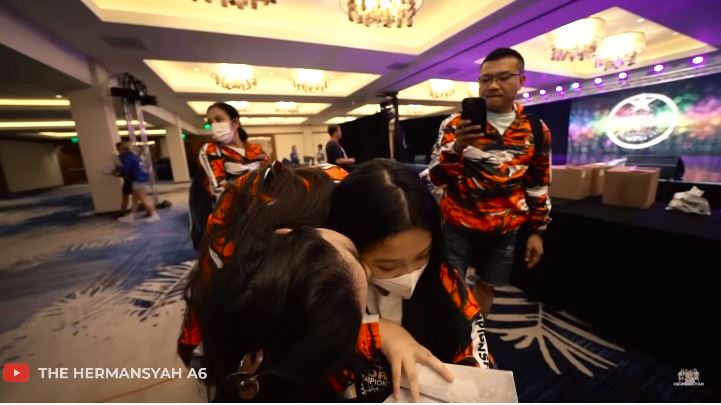 momen ashanty antar arsy kompetisi © YouTube momen ashanty antar arsy kompetisi © YouTube