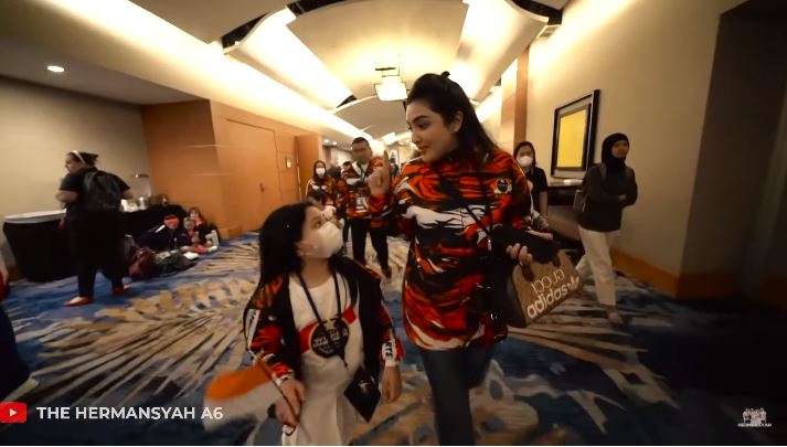 momen ashanty antar arsy kompetisi © YouTube momen ashanty antar arsy kompetisi © YouTube