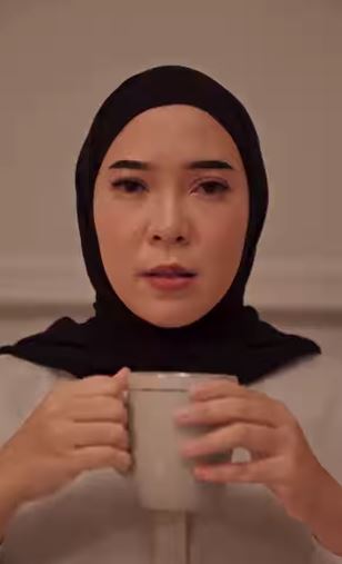 10 Makanan dan minuman dikonsumsi Fitri Tropica, bikin ASI lancar