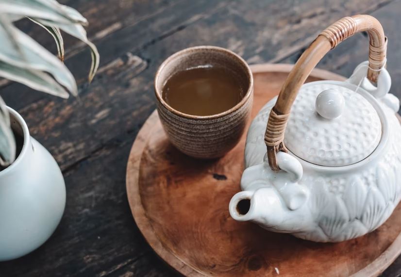 10 Makanan dan minuman dikonsumsi Fitri Tropica, bikin ASI lancar