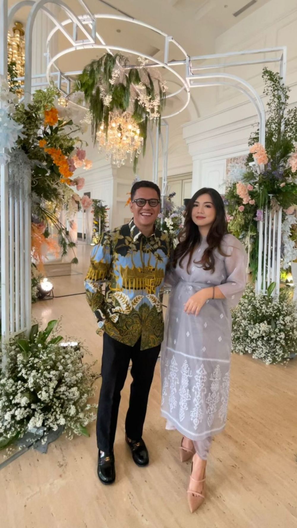 Gaya seleb di pernikahan Bintang Emon Berbagai sumber