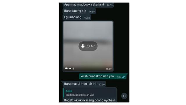 chat cuma pamer ke teman © berbagai sumber