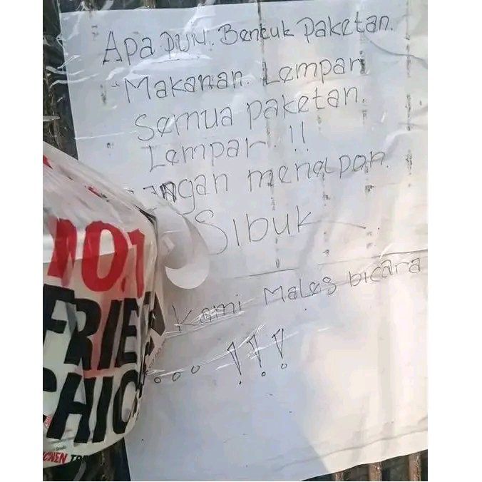 imbauan buat kurir paket lucu © berbagai sumber