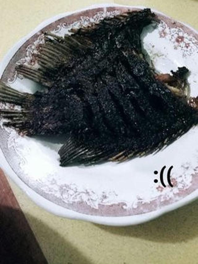 Momen apes memasak sampai gosong Berbagai sumber