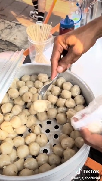 10 Jajanan di Citayam Fashion Week, nikmat dan murah meriah