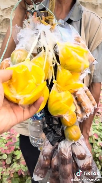 10 Jajanan di Citayam Fashion Week, nikmat dan murah meriah