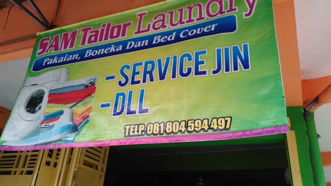 Salah tulis bahasa Inggris di tempat umum Berbagai sumber