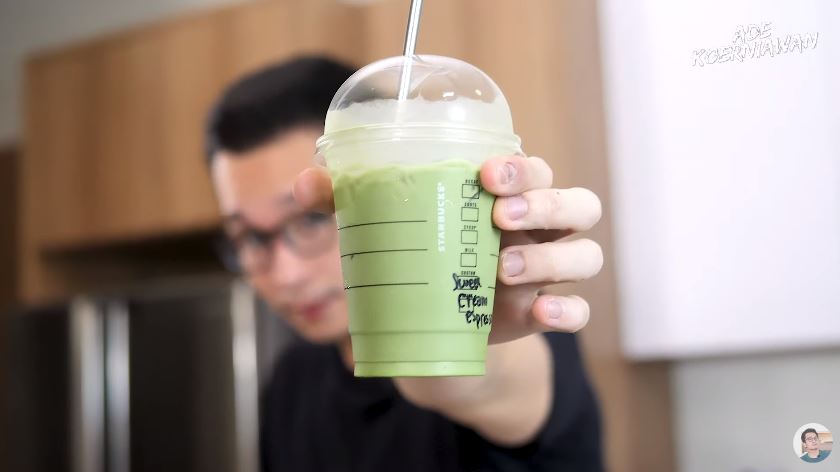 Kreasi minuman latte ala 10 seleb, simpel dan mudah disontek