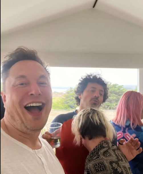 Kisah pertemanan Sergey Brin dan Elon Musk Berbagai sumber