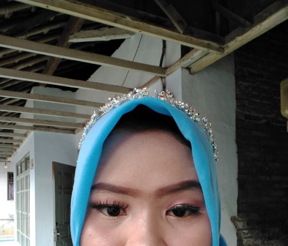 Potret gagal bikin alis © berbagai sumber Potret gagal bikin alis © berbagai sumber