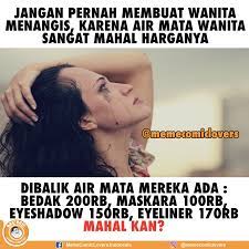 Potret orang pakai maskara Berbagai sumber Potret orang pakai maskara Berbagai sumber