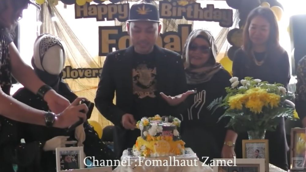 11 Potret kue ulang tahun keluarga Fikoh LIDA, serba elegan