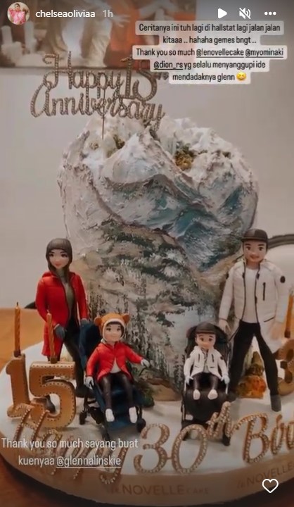 10 Potret detail kue ultah Chelsea Olivia ke-30, bak miniatur Austria