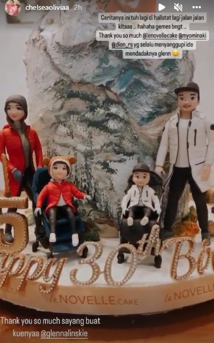 10 Potret detail kue ultah Chelsea Olivia ke-30, bak miniatur Austria