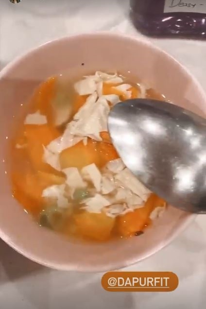 10 Makanan dikonsumsi istri Marcel Chandrawinata, ASI kian berkualitas