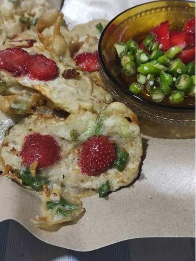 21 Potret topping makanan nyeleneh abis, bikin senyum heran