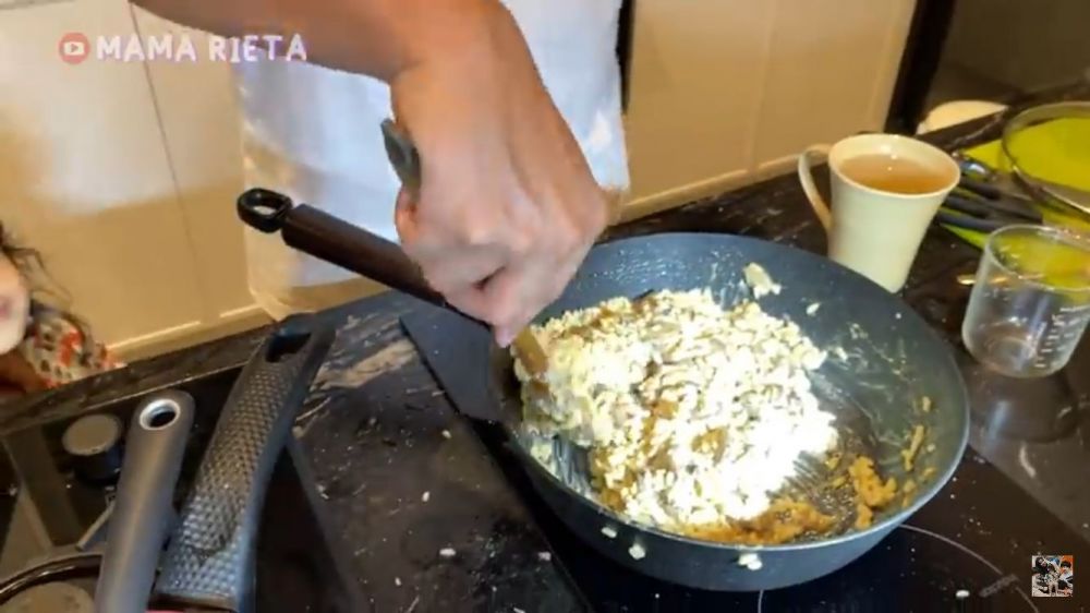 Kreasi lobster ala 10 seleb, punya Nagita Slavina bikin ngiler