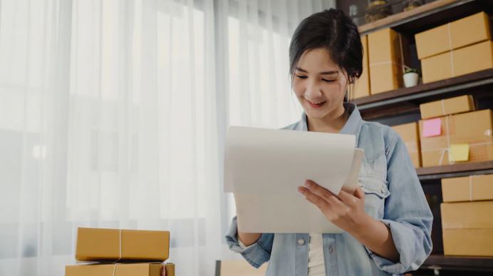 Arti shipping adalah © 2022 berbagai sumber