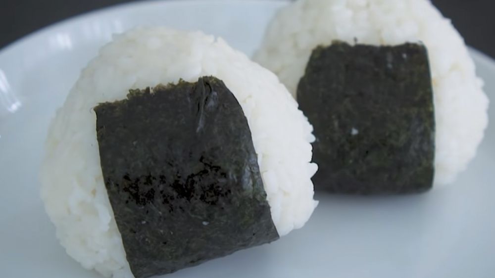 Inspirasi onigiri ala 10 seleb, cocok buat bekal makan siang