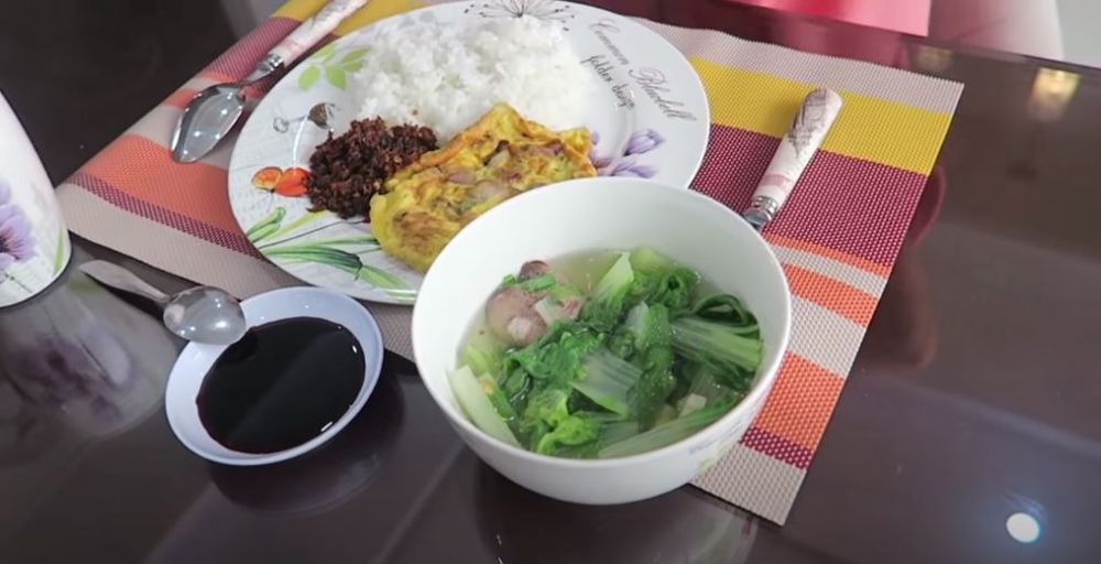 10 Makanan dikonsumsi Natasha Wilona, bantu kulit mulus bebas jerawat