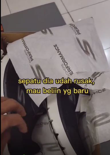Pria ojol beri surprise pada diri sendiri Berbagai sumber Pria ojol beri surprise pada diri sendiri Berbagai sumber