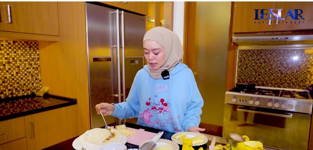 10 Trik Lesty Kejora bikin pisang aroma, kulitnya renyah tahan lama