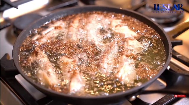 10 Trik Lesty Kejora bikin pisang aroma, kulitnya renyah tahan lama