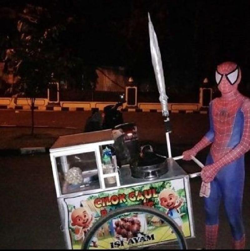 cari uang sampai bertingkah lucu © berbagai sumber cari uang sampai bertingkah lucu © berbagai sumber