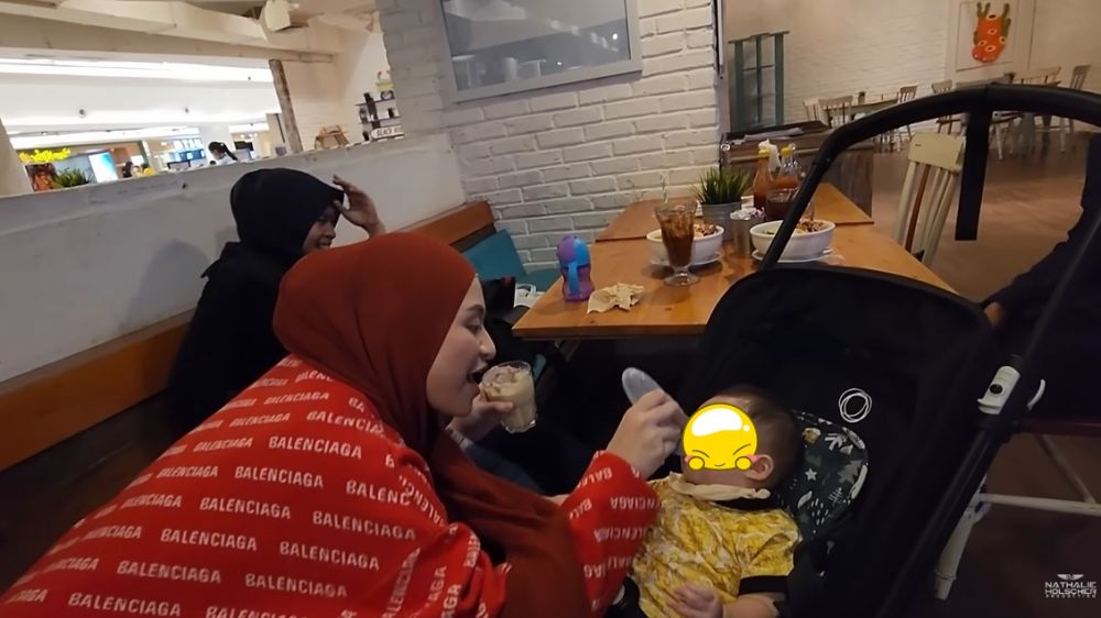 10 Menu MPASI Nathalie Holscher, penuhi nutrisi si kecil