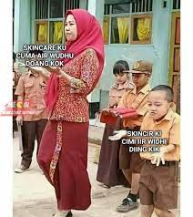 Meme kocak pakai skincare air wudhu  Berbagai sumber