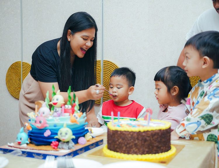 Momen ultah ke-2 Al Nahyan anak Kahiyang Berbagai sumber