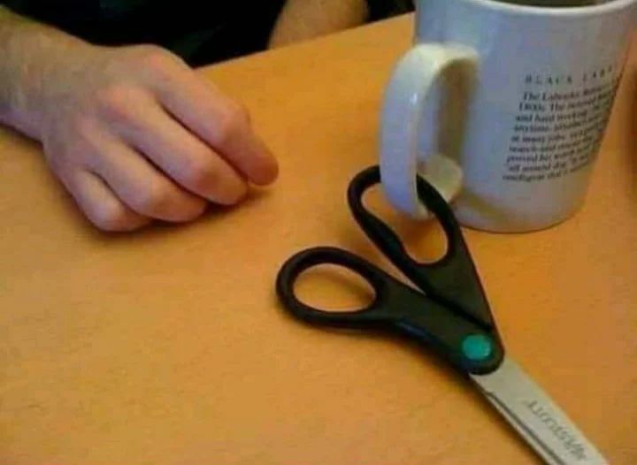 benda bentuknya malah bikin bingung © berbagai sumber