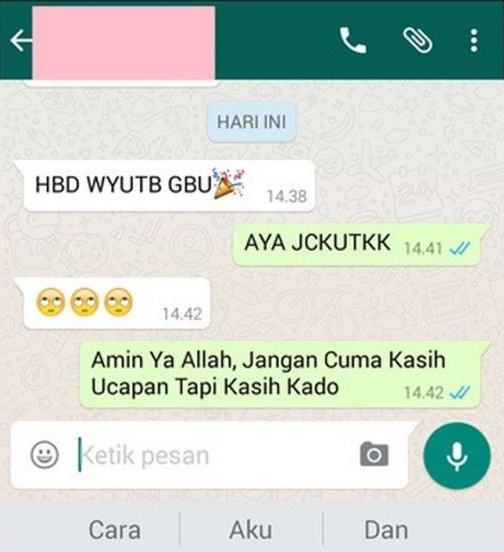 minta hadiah ke pacar nyeleneh © berbagai sumber minta hadiah ke pacar nyeleneh © berbagai sumber