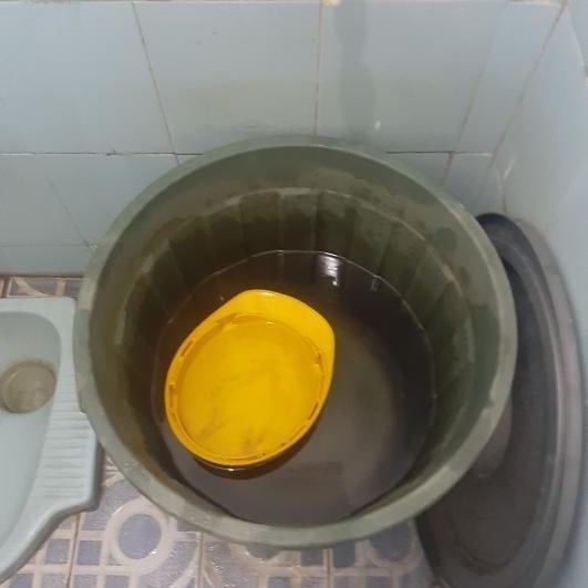 helm dipakai buat lifehack nyeleneh banget © berbagai sumber