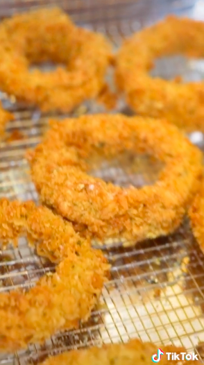 13 Kreasi camilan kekinian ala Tasyi Athasyia, praktis & bikin ngiler