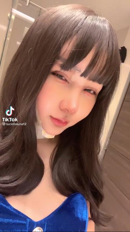 Lucinta Luna lepas topeng usai oplas © berbagai sumber Lucinta Luna lepas topeng usai oplas © berbagai sumber