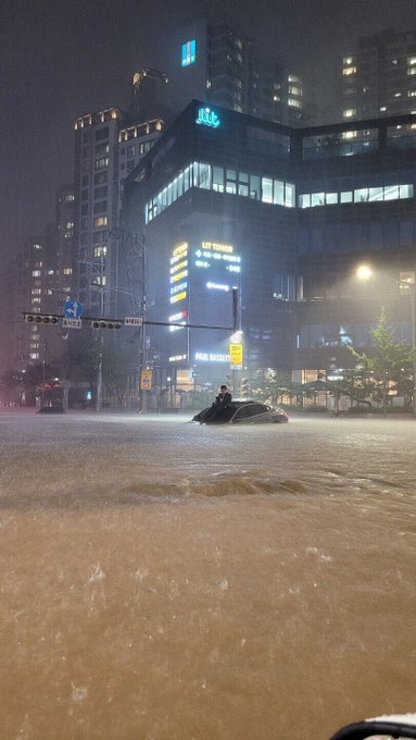 Banjir bandang landa Seoul, ini 12 foto terkini ibu kota Korea Selatan