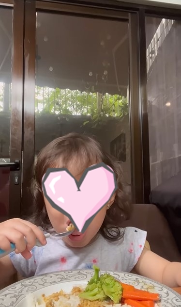 10 Cara ampuh Asmirandah bikin anak doyan makan tanpa pilih-pilih menu