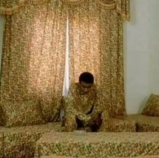 tirai bentuknya nggak biasa © berbagai sumber