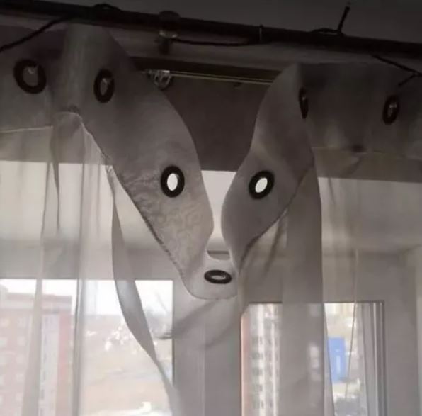 tirai bentuknya nggak biasa © berbagai sumber