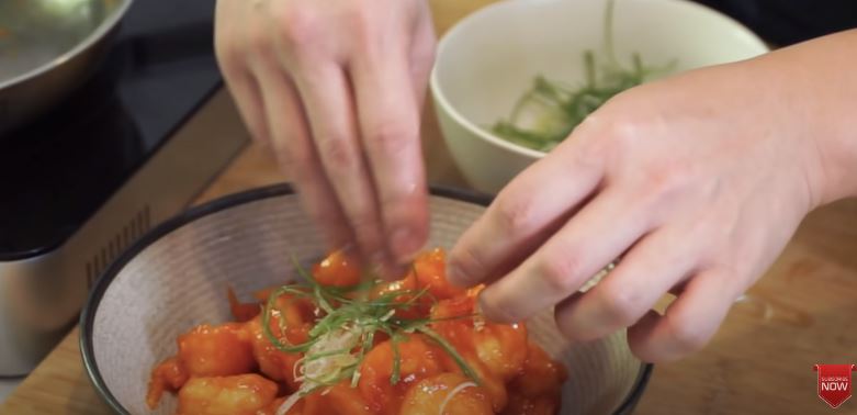 Inspirasi masakan serba pedas ala 15 seleb, menggugah selera