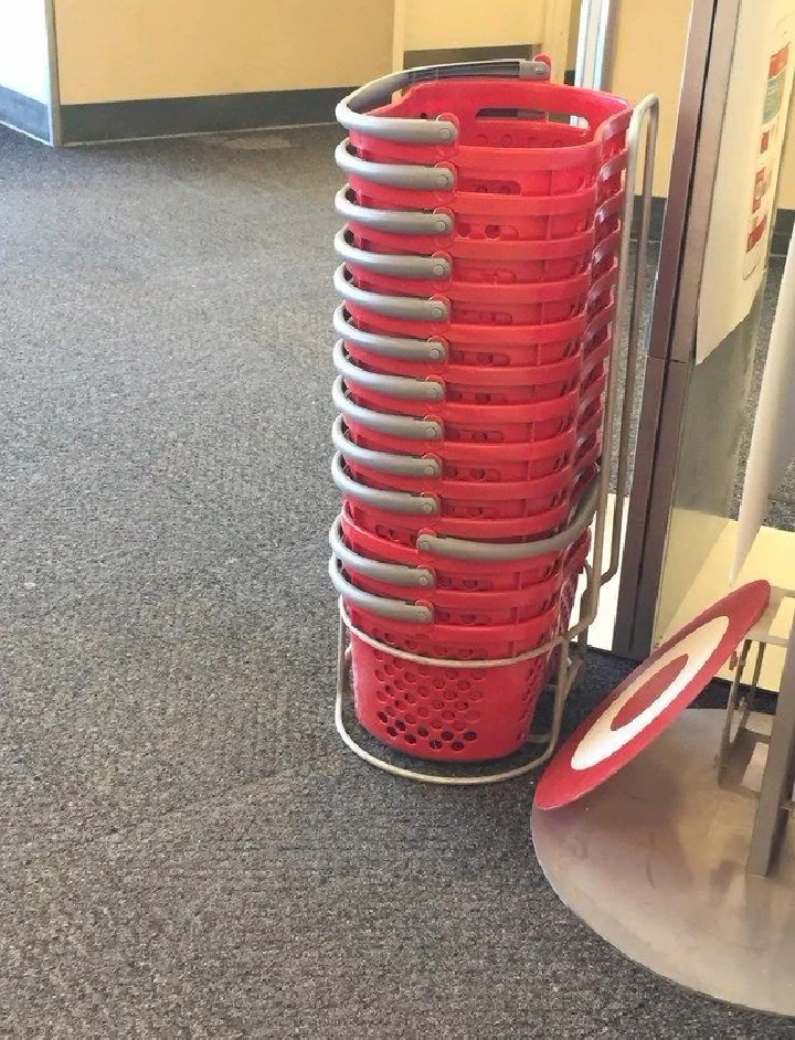 benda nggak simetris © TikTok