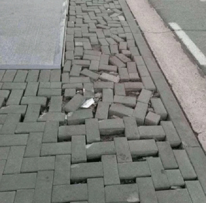 benda nggak simetris © TikTok benda nggak simetris © TikTok