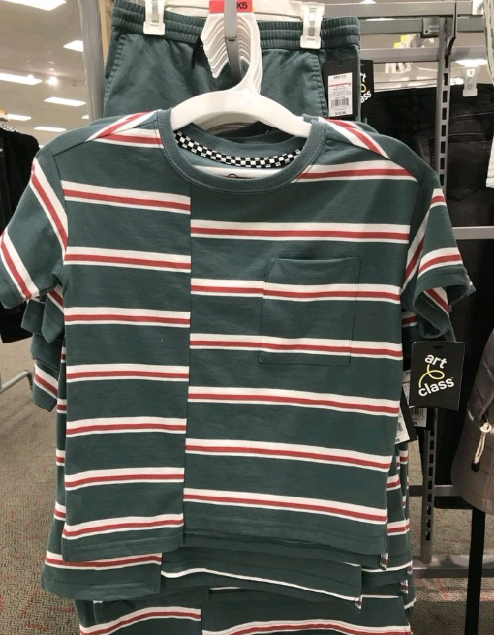 benda nggak simetris © TikTok benda nggak simetris © TikTok