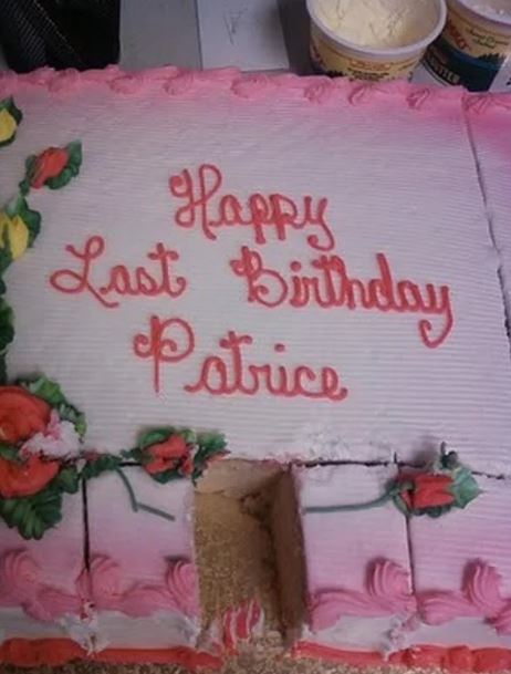 Tulisan nyeleneh di kue ulang tahun Berbagai sumber