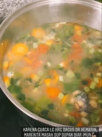 10 Masakan rumahan Nina Zatulini, enak dan antiribet