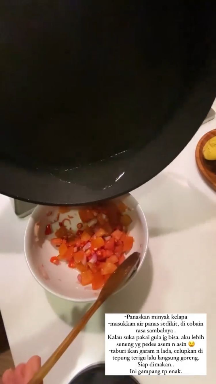 10 Makanan dikonsumsi Rini Yulianti, jaga tubuh tetap langsing