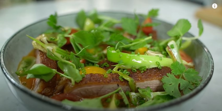 Kreasi masakan serba bebek ala 10 seleb, nikmat dan antialot